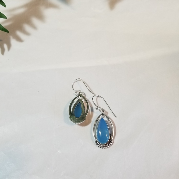 GORGEOUS EARRINGS NWOT - Picture 4 of 6